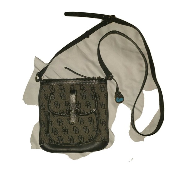 Vtg Dooney & Bourke Monogram Crossbody Canvas‎ Bag Y2K - Picture 1 of 8